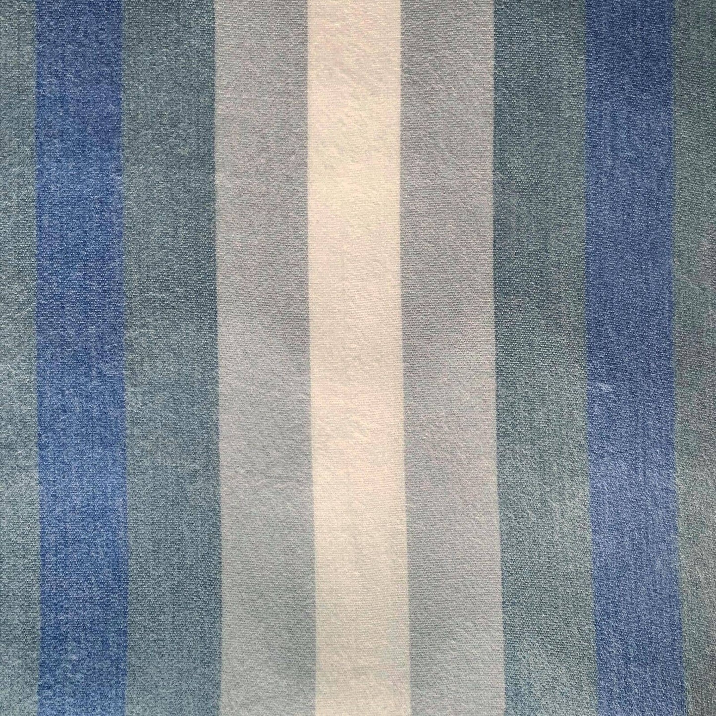 Soft & Warm Baby Alpaca Wool Blanket - Queen 90" x 65" - Thick Stripes Pattern White/Blue/Gray