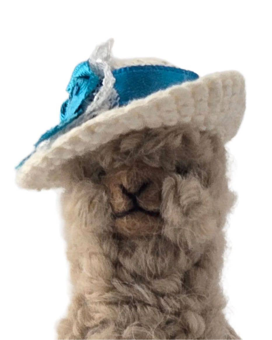 Arequipa Dancer Alpacadorable Figurine