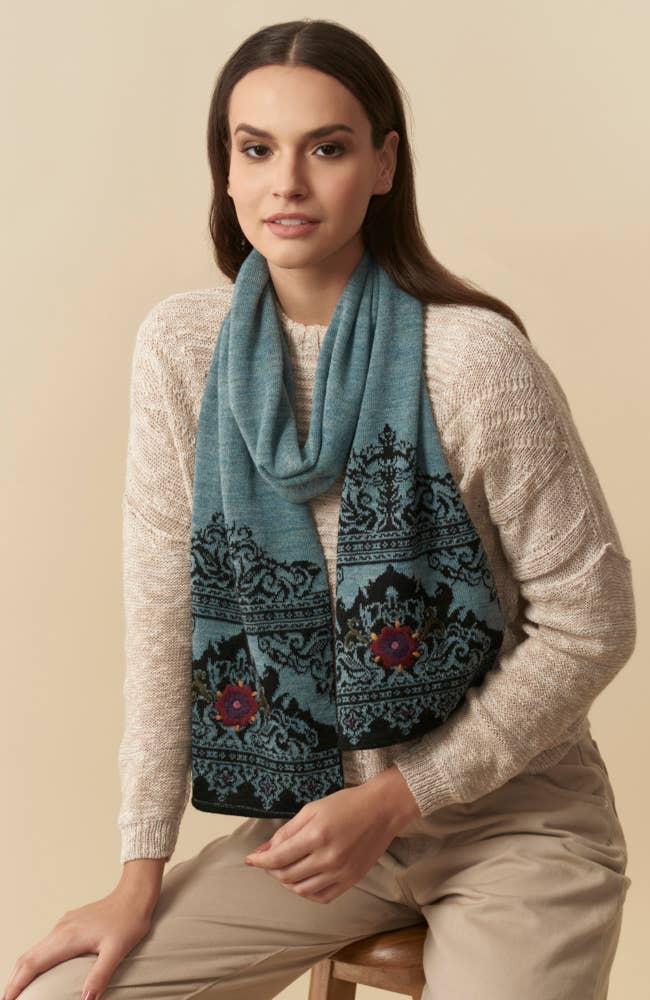Isabela Alpaca Scarf | Hand Embroidery