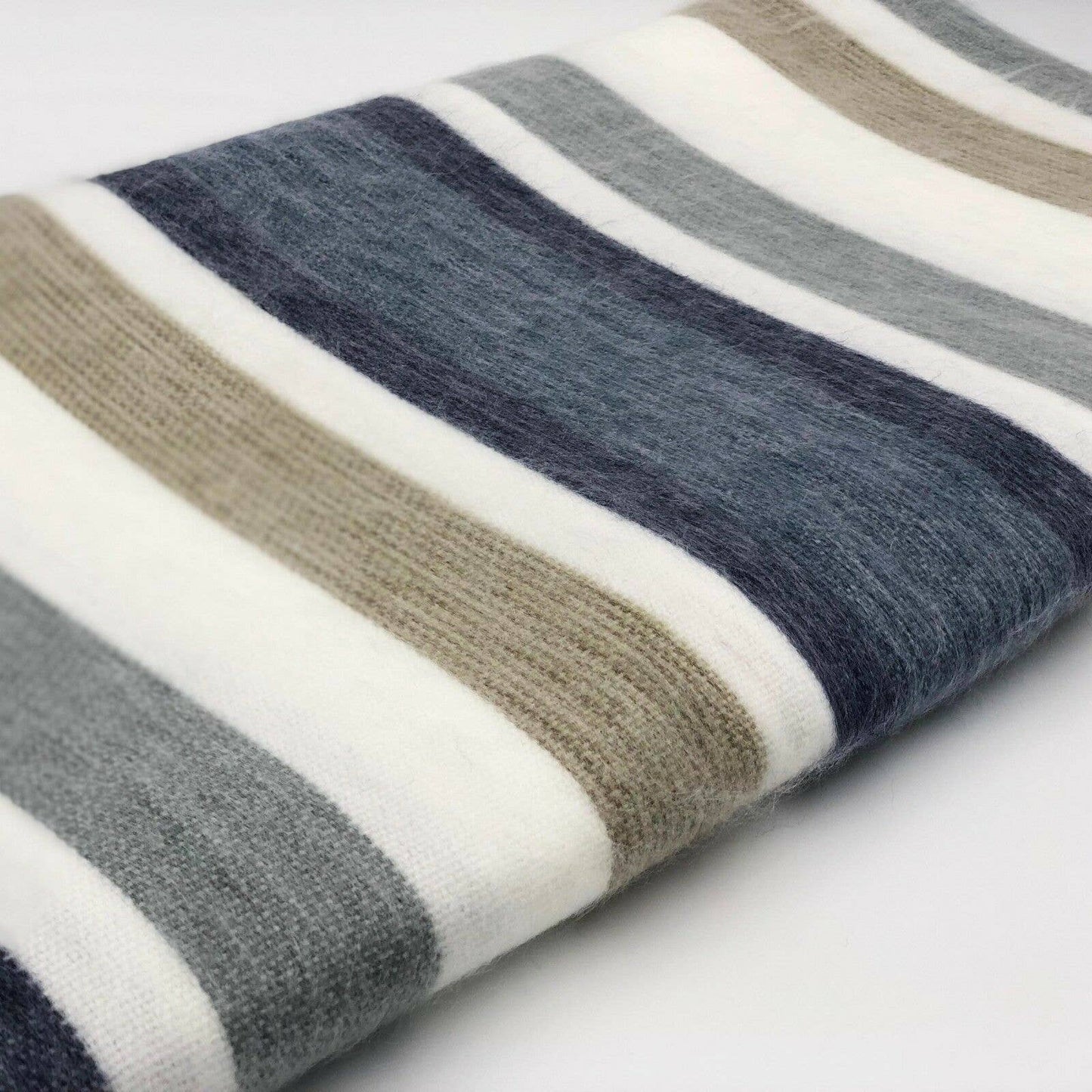 Soft & Warm Baby Alpaca Wool Blanket - Queen 90" x 65" - Striped Pattern