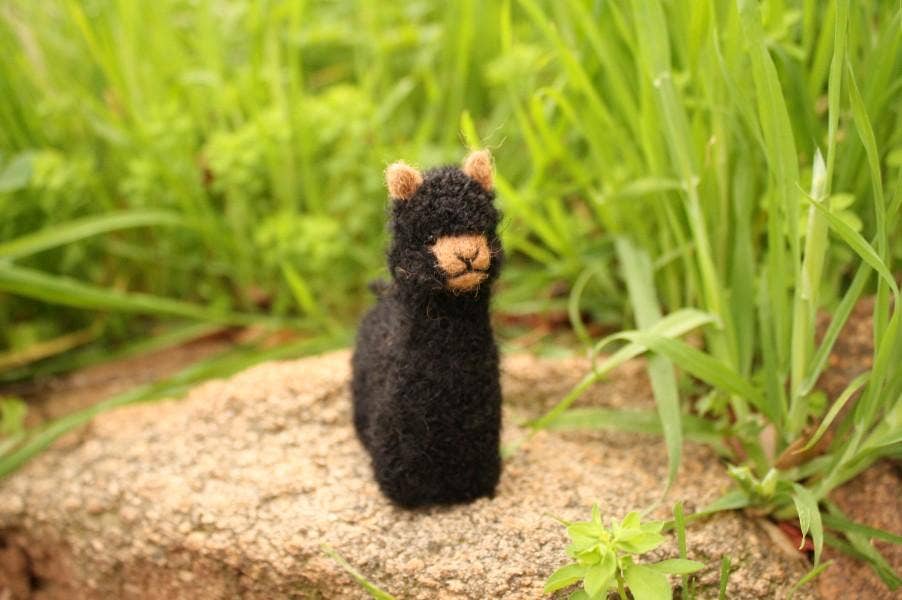 Alpacadorable Alpaca Figures