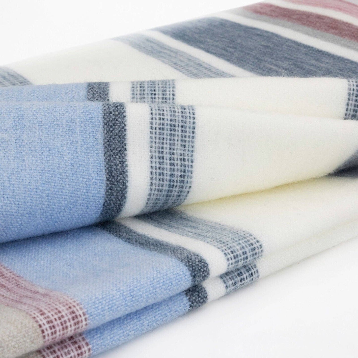 Pindo - Baby Alpaca Wool Throw Blanket / Sofa Cover - Queen 95 x 67 in - pink pastel colors