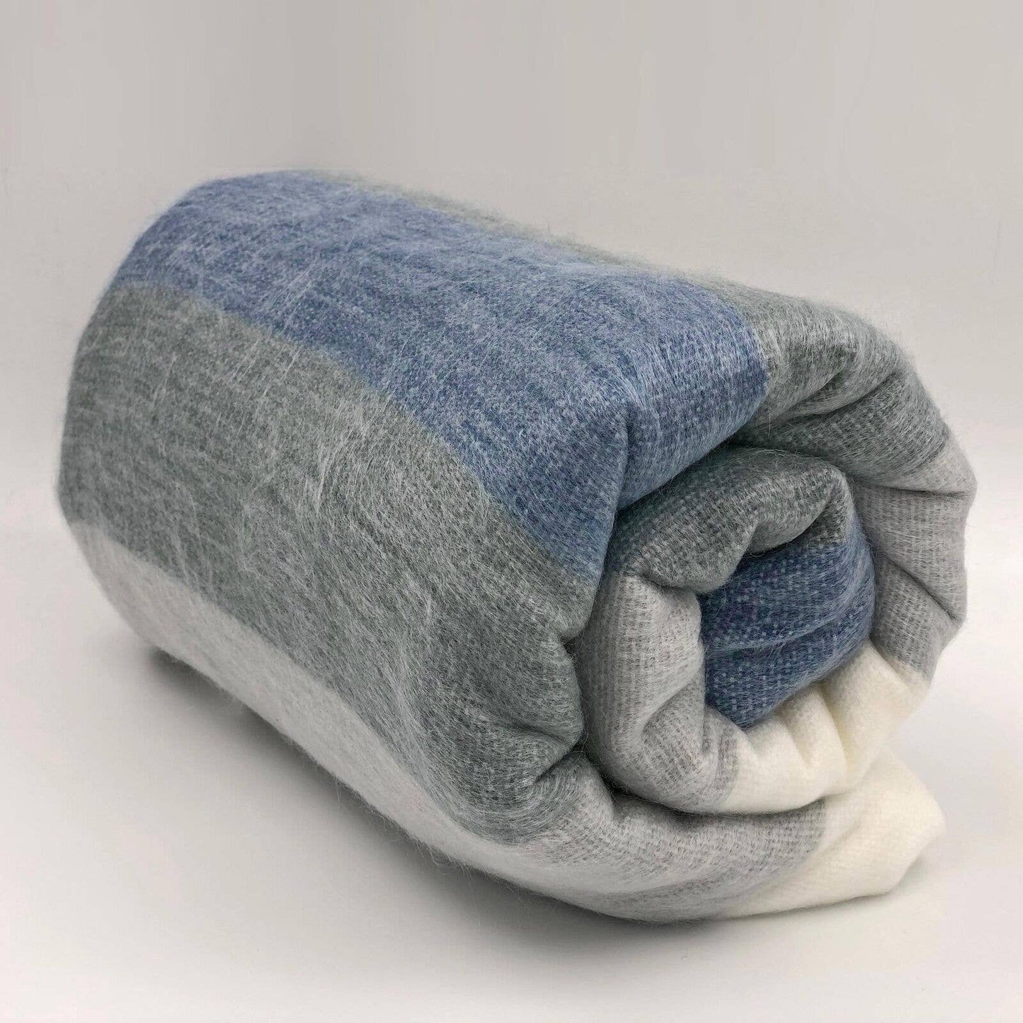 Soft & Warm Baby Alpaca Wool Blanket - Queen 90" x 65" - Thick Stripes Pattern White/Blue/Gray