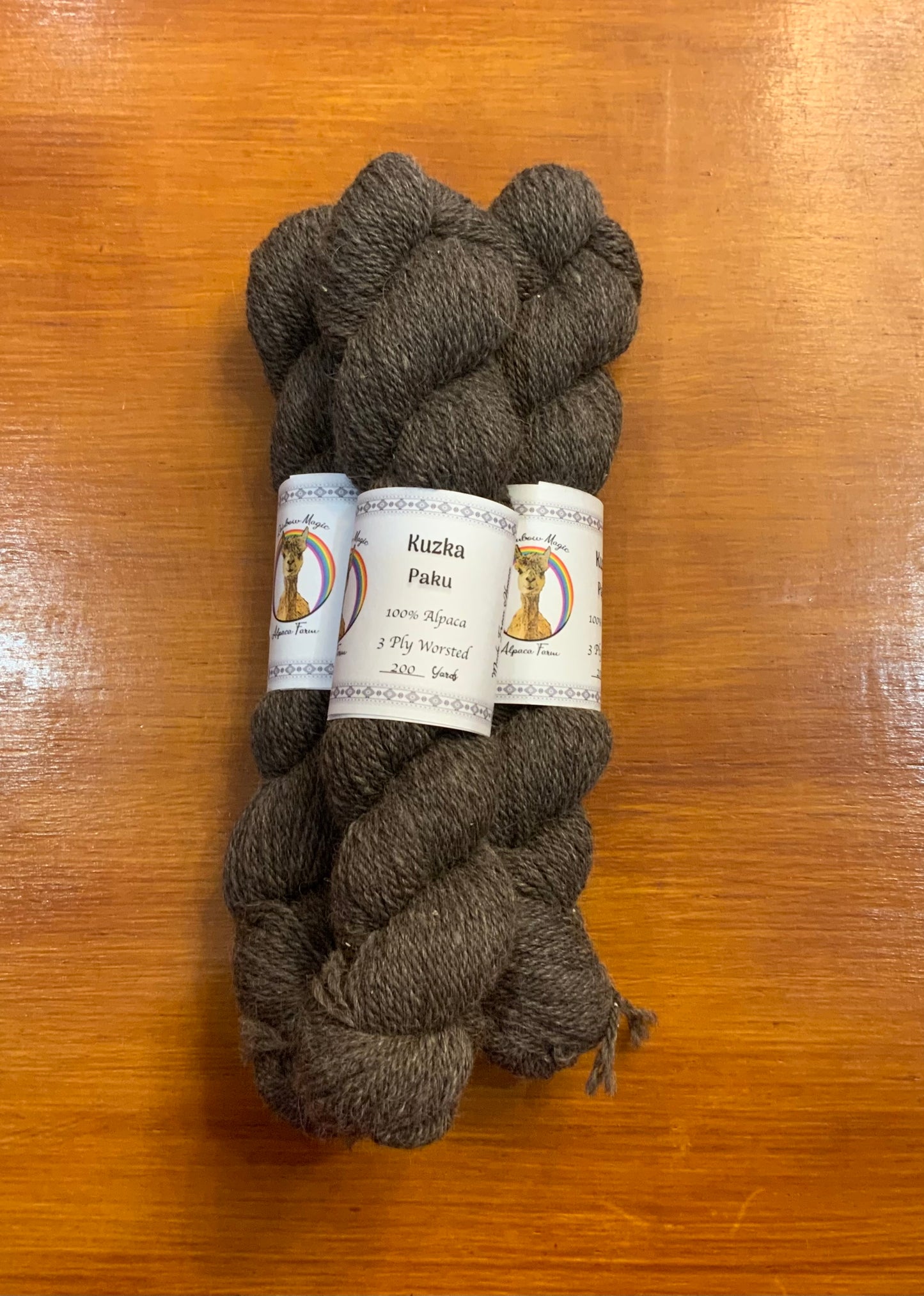 Kuzka Dark 3ply worsted 100% alpaca