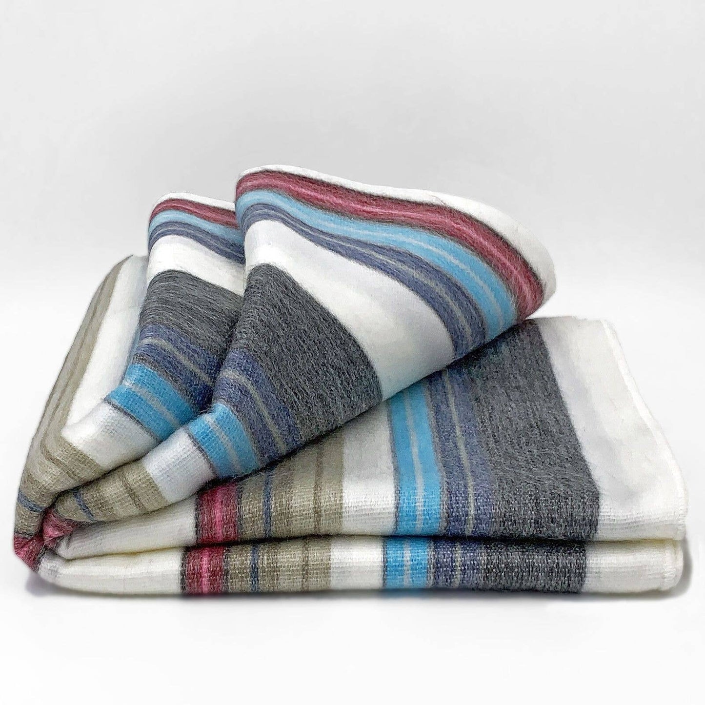 Soft & Warm Baby Alpaca Wool Blanket- Classic Design