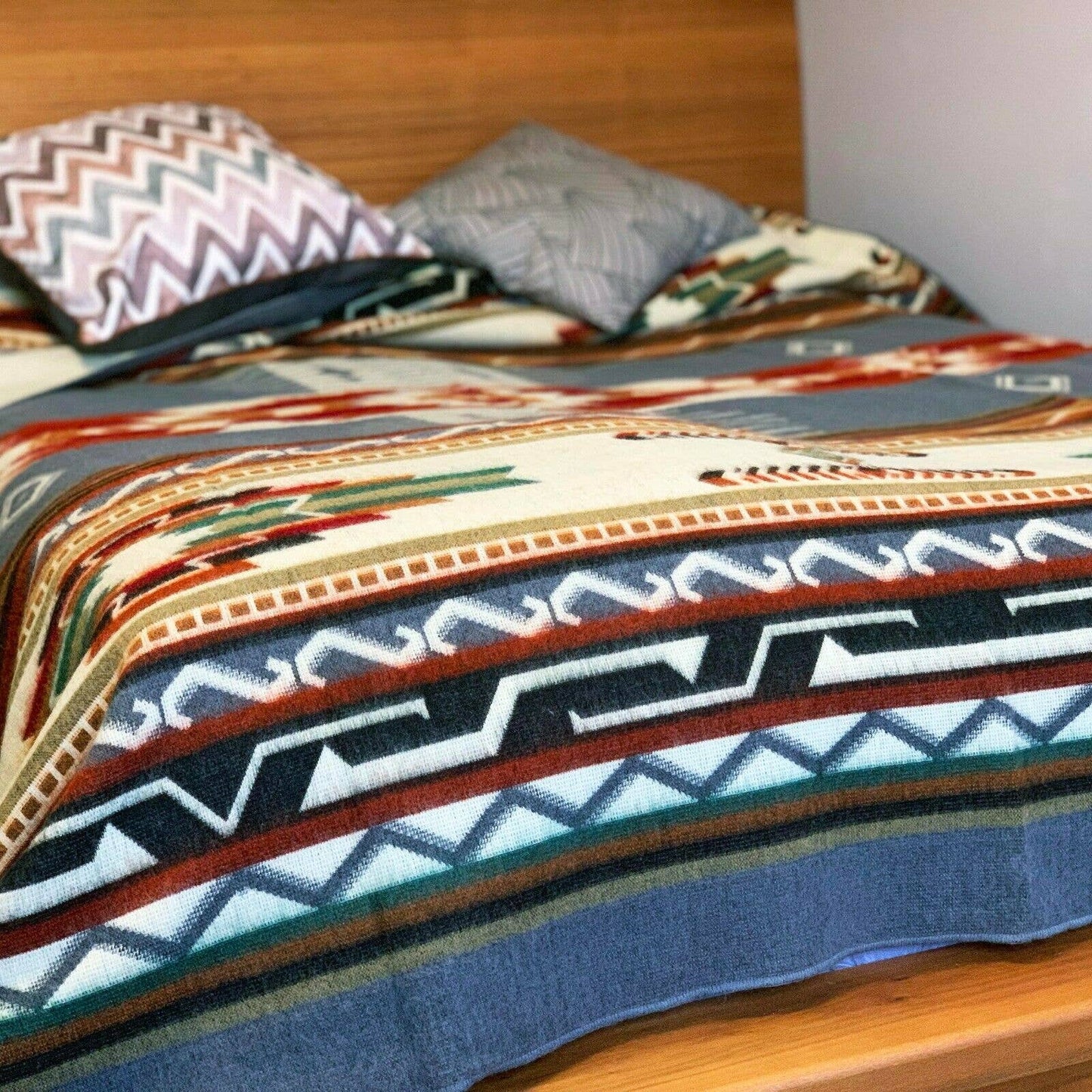 Soft & Warm Baby Alpaca Wool Blanket - Extra Large