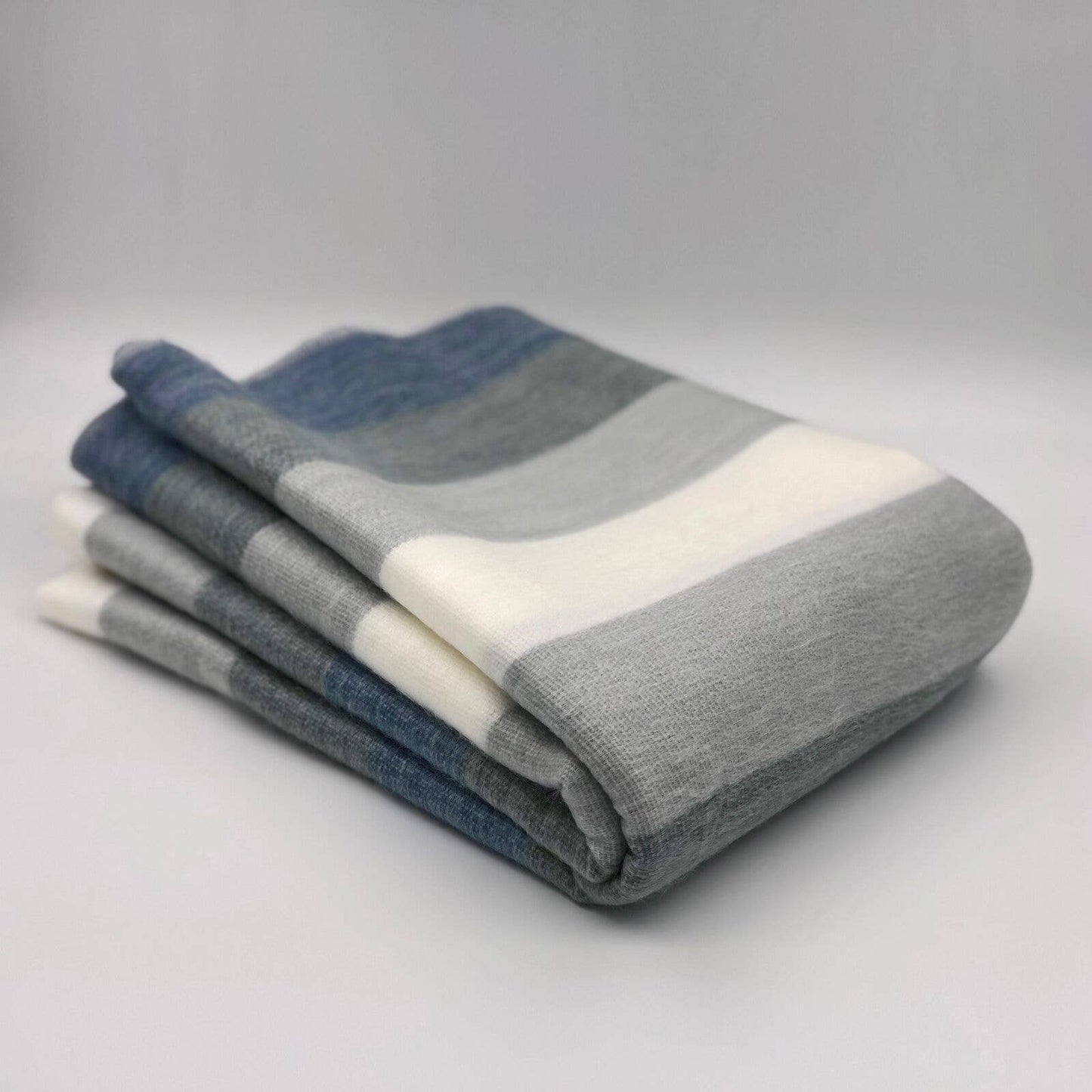 Soft & Warm Baby Alpaca Wool Blanket - Queen 90" x 65" - Thick Stripes Pattern White/Blue/Gray