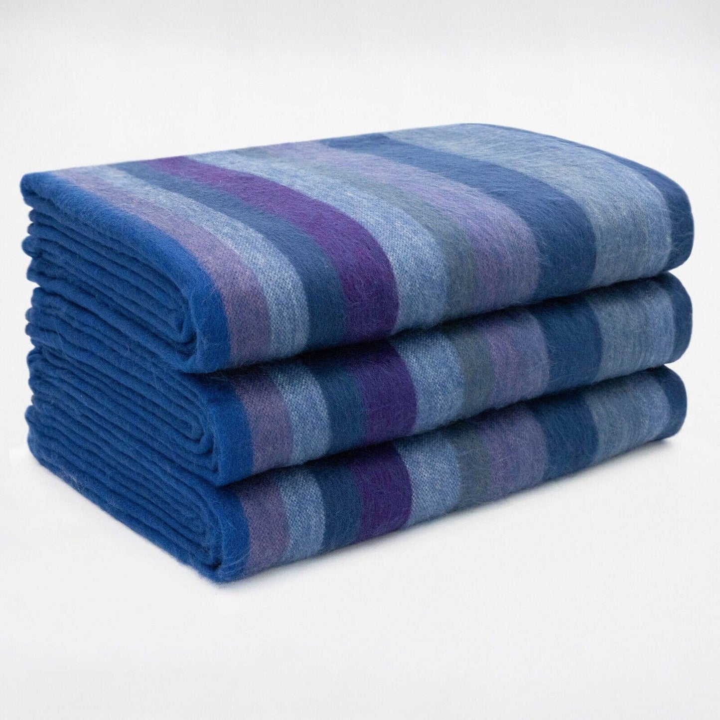 Morona - Baby Alpaca Wool Blanket  - Queen 96 x 68 in - Oceanic Blues - Varied Blue Tones