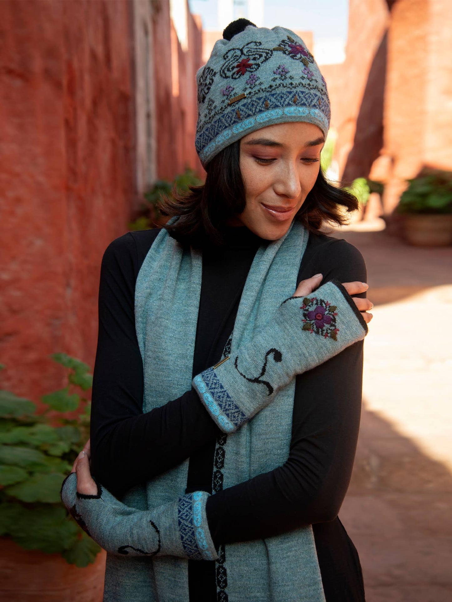 Eva Alpaca Hand Warmers | Mittens